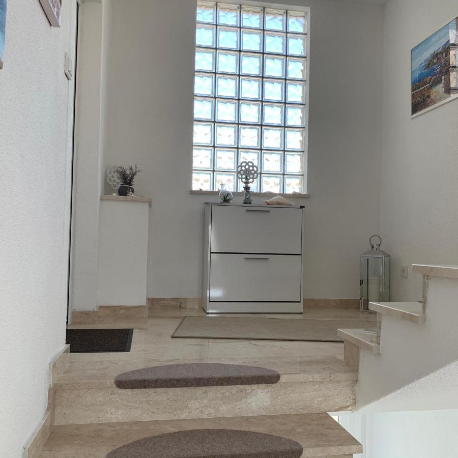 Apartments Mirela Vodice Extérieur photo