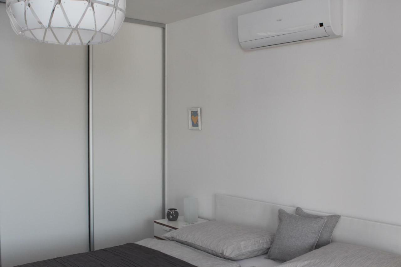 Apartments Mirela Vodice Extérieur photo